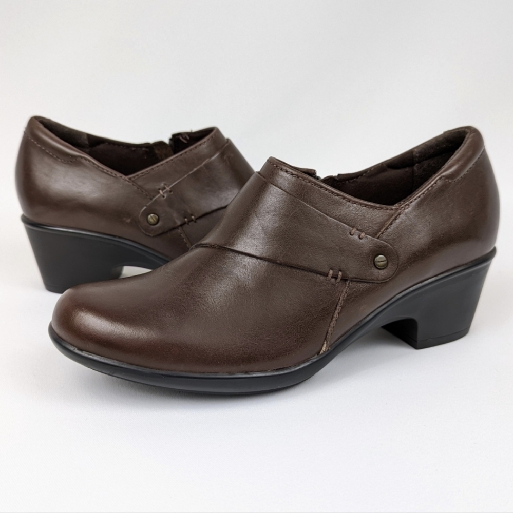 NWOT Clarks Genette Frolic Leather Shootie Block Heel Side Zip Chunky Brown 7.5